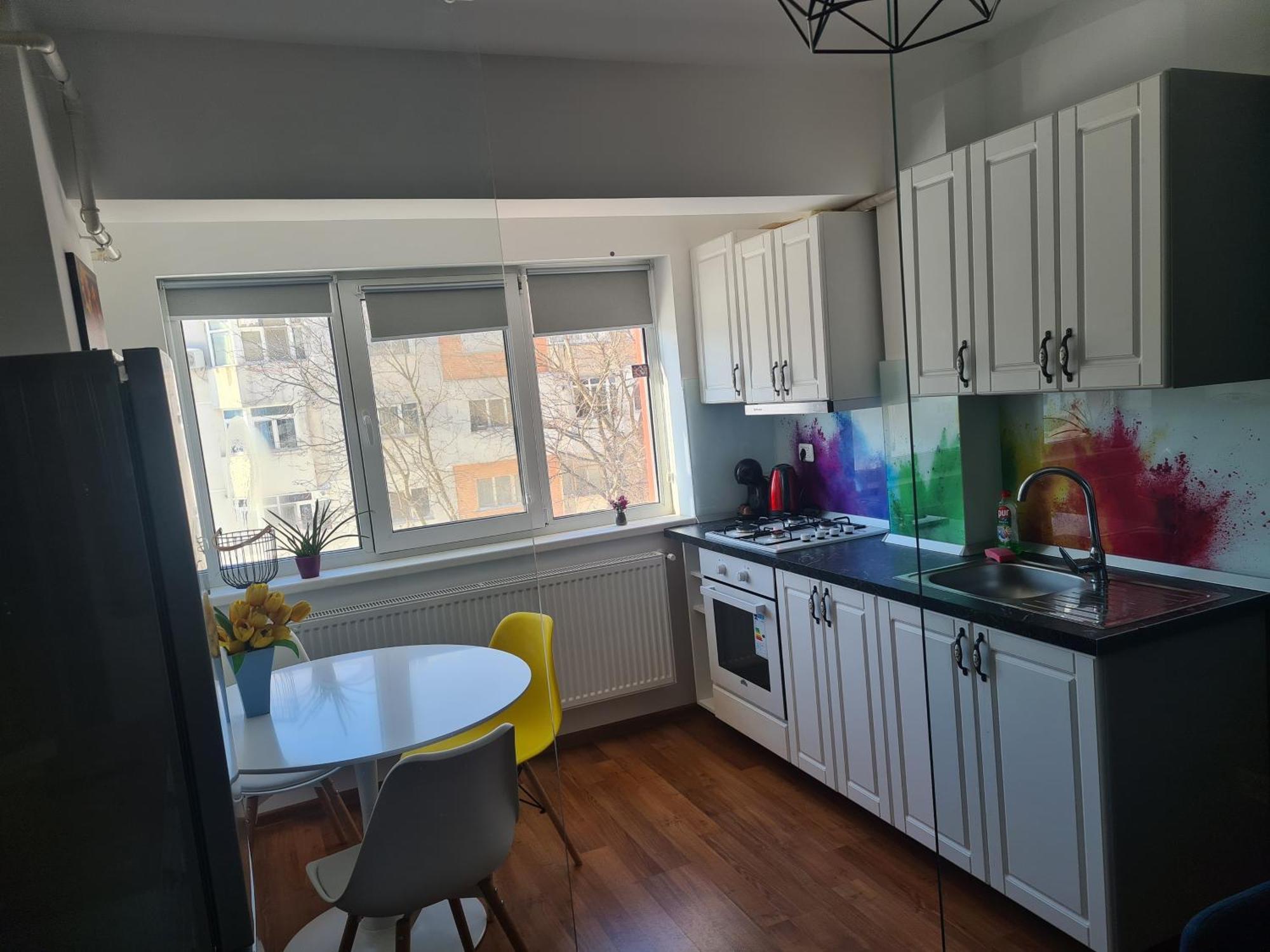 Mall Luxury VI Apartments Бакэу Экстерьер фото